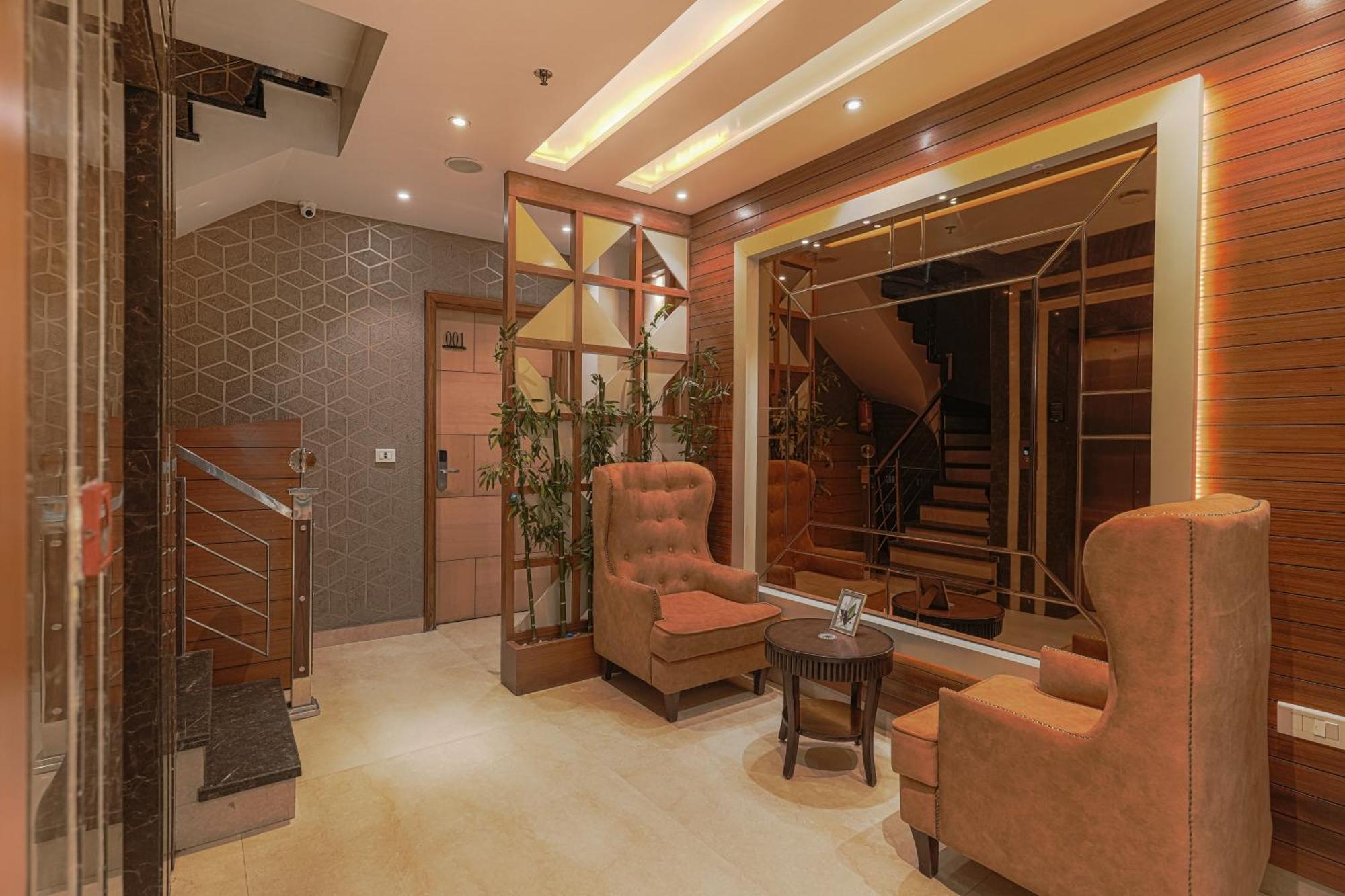 Csjs Inn Hotel Amritsar Zewnętrze zdjęcie