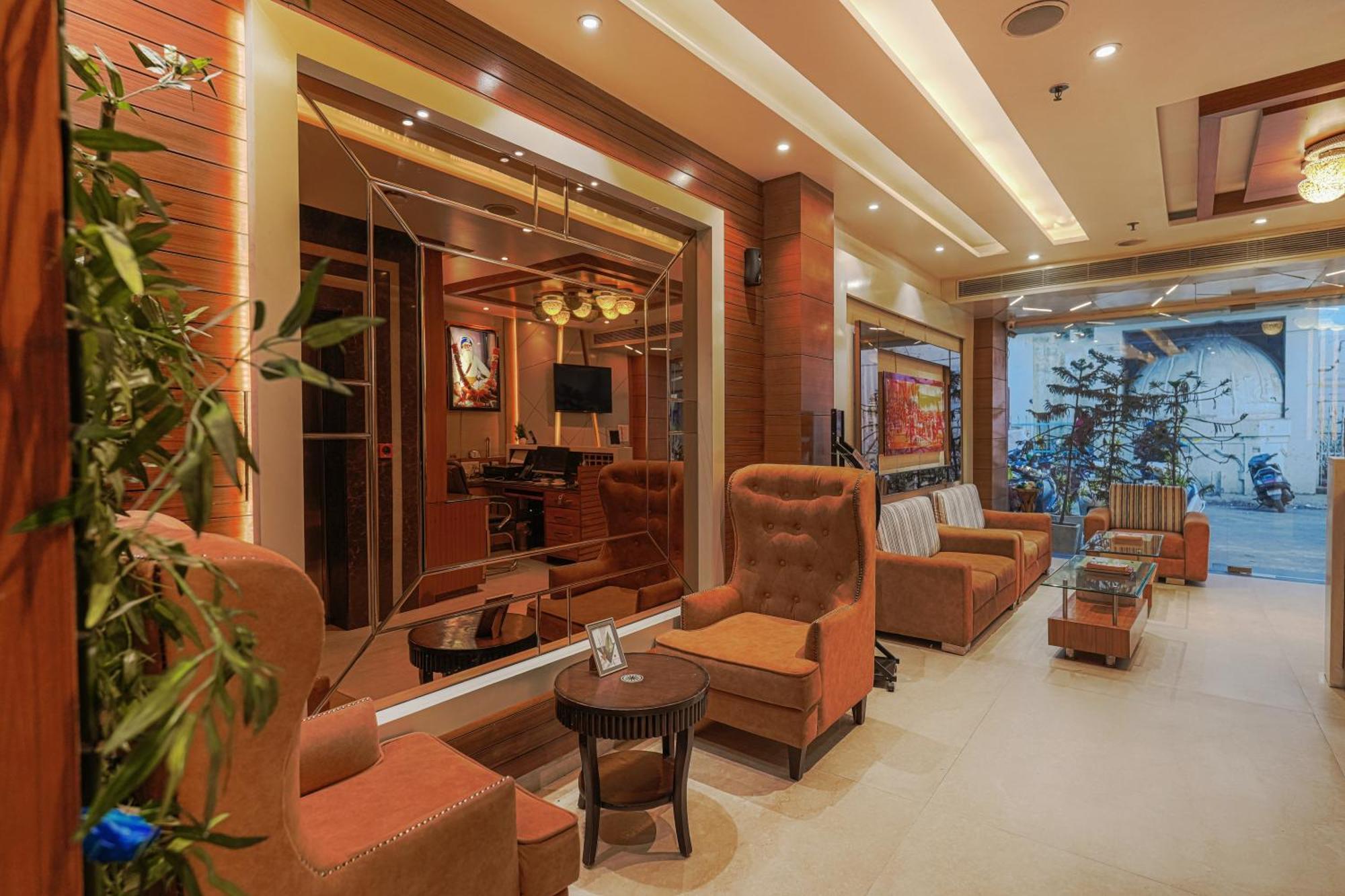 Csjs Inn Hotel Amritsar Zewnętrze zdjęcie