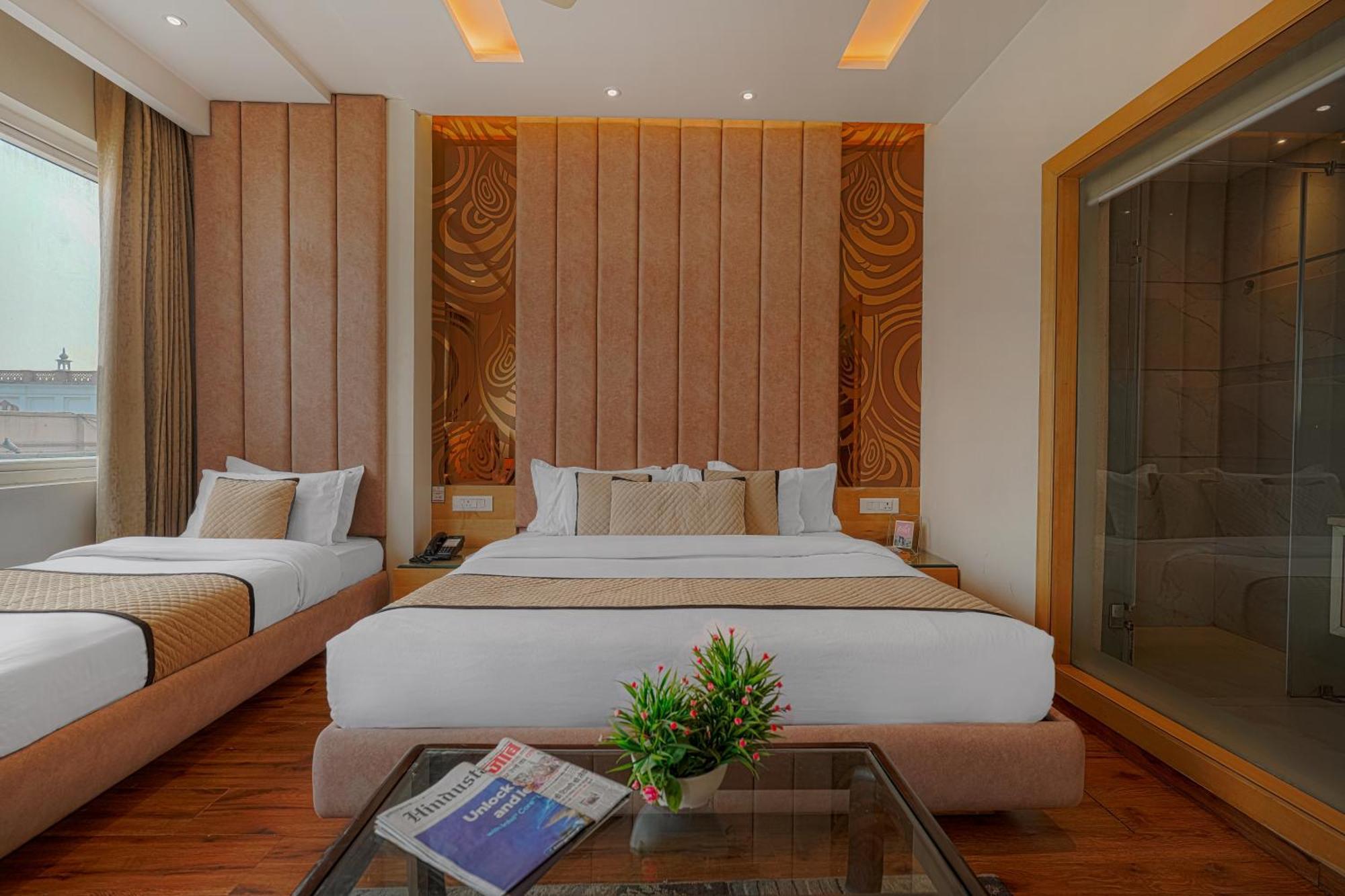 Csjs Inn Hotel Amritsar Zewnętrze zdjęcie